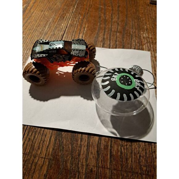 Max-D Monster Jam Toy Truck 2024 + Handmade Shatterproof Ornament - Picture 1 of 8